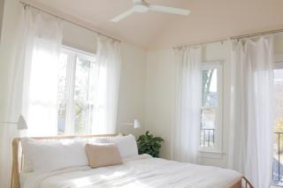 Guest House Raleigh- Adults Only - 8