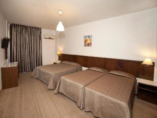 Blazer Residence - 1