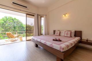 StayVista's Santoni Farms - Riverside Bliss with Pool, Orchard & Activities - Karjat - 2