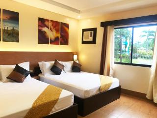 Klir Waterpark Resort and Hotels - Guiguinto - 3