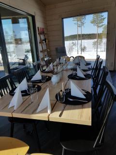 Huvila erämaajärven rannalla Taivalkoskella - Jokijärvi - 2