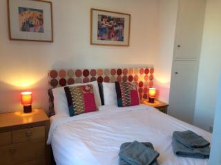 City Centre - The Old Committee Room-free parking - York - 4