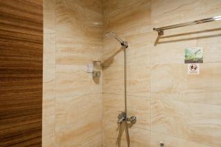RedDoorz Plus near Lippo Mall Kemang 2 - Giacarta - 4