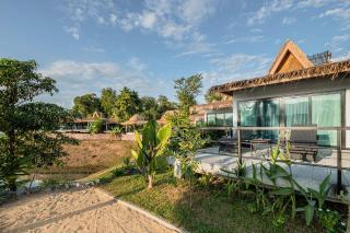 The Sanctuary Nam Ngum Beach Resort - 9
