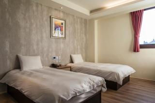 Yadi Hotel - Puli - 4