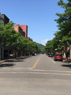 Lodging at the Gaffer Inn - Corning - 5