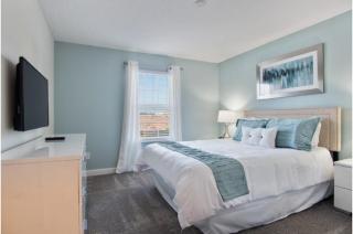 Four-Bedroom Townhome Davenport - Davenport - 9