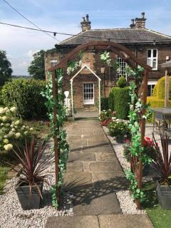 Gomersal Lodge Hotel - 3