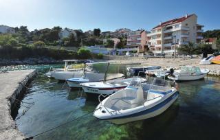 Sea View Apartments Sirena Okrug Gornji - Okrug Gornji - 2