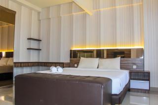 Minimalist and Stylish Studio Parkland Avenue Apartment By Travelio - Tangerang - 3