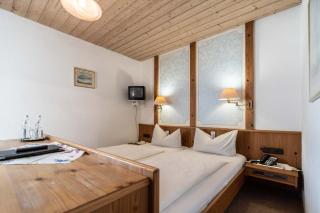 Hotel-Gasthof Zum Dragoner - Peiting - 5