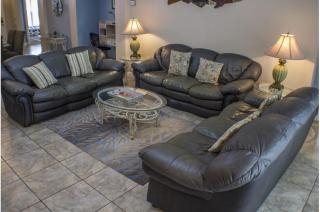 Three-Bedroom Pool Home Davenport - Davenport - 1