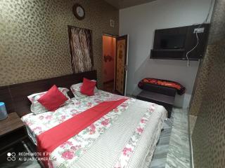 Appna Ghar Hotel - 9