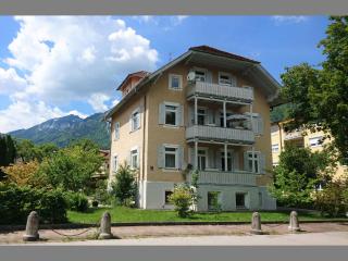 Villa Rosen - Ferienwohnungen - 8