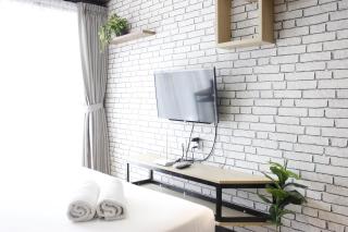 Artistic & Scenic Studio at Gateway Pasteur near Cimahi By Travelio - Bandung - 6