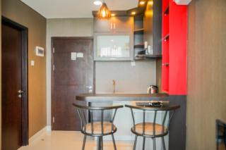 Modern Design 1BR Apartment at Brooklyn Alam Sutera By Travelio - 7