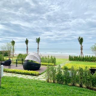 Top Floor Gorgeous Sunset View - Mae Phim Beachfront Condo - Mae Pim - 7