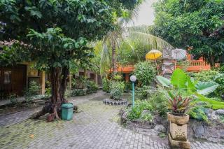 Mahendra Beach Inn - Kuta - 6