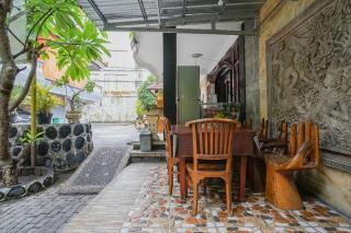 Mahendra Beach Inn - Kuta - 5