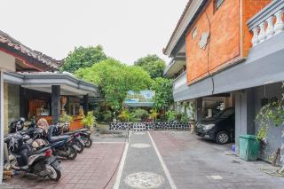 Mahendra Beach Inn - Kuta - 2
