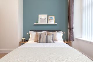 West Mount Apartments - 4