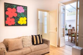 Central Apartment with Terrace by LovelyStay - Lisbona - 6
