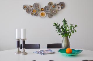 LovelyStay - 2BR Modern, Pool Access, Close to Marina & Beach - Quarteira - 1