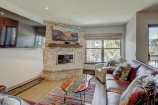 River Mnt Lodge W312 - 8