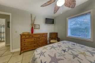 La Playita & Flip Flop Fun - St. George Island - 4