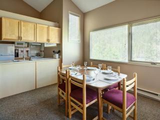 Panorama Mountain Resort - Toby Creek / Horsethief Condos - Panorama - 4