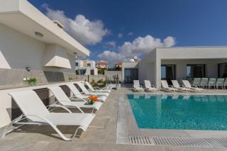 Villa Adaris, Sea Caves Peyia - Paphos - 4