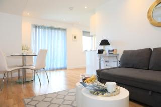 Sunshine Place - Enfield - 7