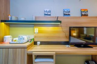 Stylish and Cozy Studio No Kitchen Apartment Mustika Golf Residence By Travelio - 7