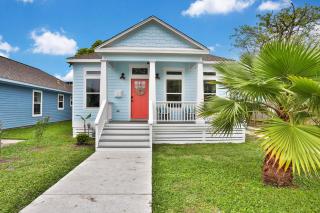 Crystal Cottage - 0
