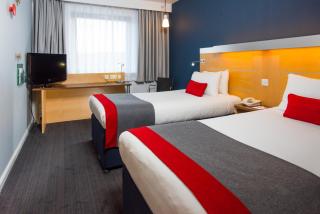 Holiday Inn Express Hemel Hempstead by IHG - Hemel Hempstead - 1