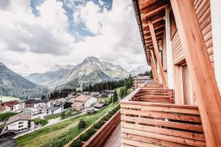 Hotel Goldener Berg - Lech am Arlberg - 2
