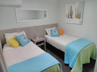 Harbourside Getaway - 5