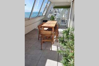 LE MARADIVA - P3 vue imprenable mer-garage - plages - La Grande-Motte - 0