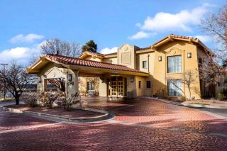La Quinta Inn by Wyndham Albuquerque Northeast - Albuquerque - 0