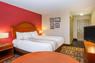 La Quinta by Wyndham North Platte - 3