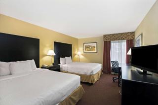La Quinta by Wyndham Salina - Salina - 9