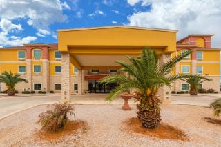 Residency Suites - Cotulla - 9