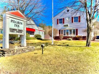 Pilgrim Inn - Lee - 0
