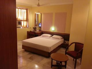 Hotel Ashray International, Sion - Near BKC - Bombay - 1