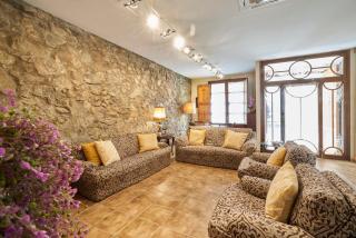 CAL PADRI1871 - 30min to Barcelona, Groups & Families, Beach Stylish House - Premiá de Mar - 0