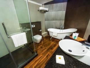 Tangerine Beach Hotel - 4