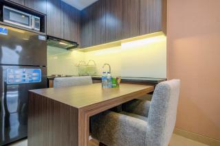 Fully Furnished and Comfortable 1BR Apartment Mustika Golf Residence By Travelio - Bekasi - 6