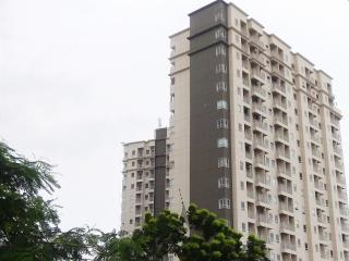 Fully Furnished and Comfortable 1BR Apartment Mustika Golf Residence By Travelio - Bekasi - 2