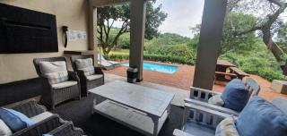 Villa Rostrata-on-Lake - Hazyview - 7