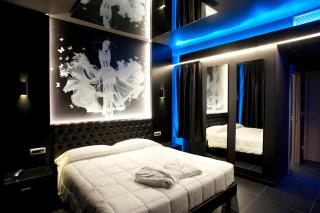 Hotel Camelia - 8